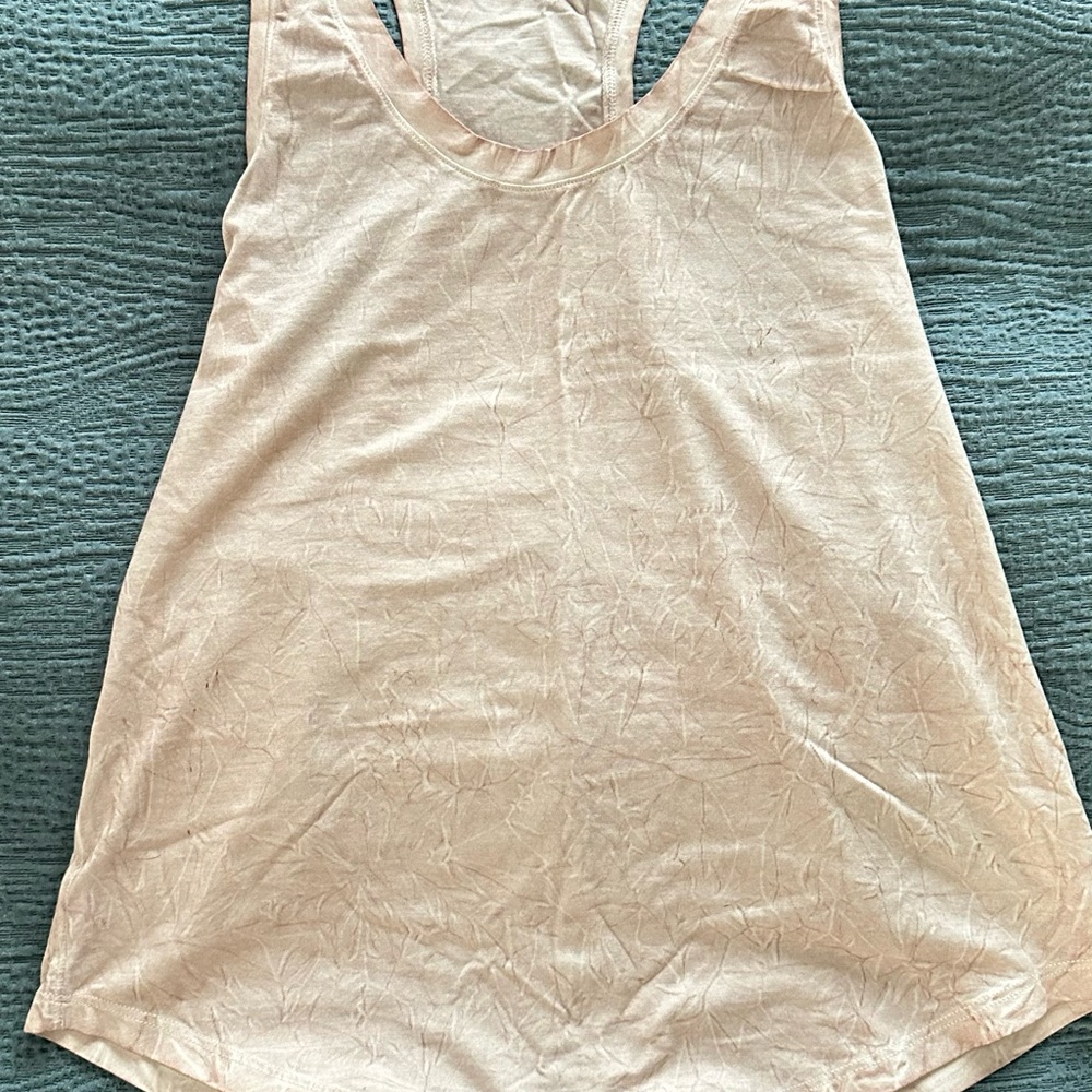 NWTO LULULEMON Light Pink Sleeveless Tank Top